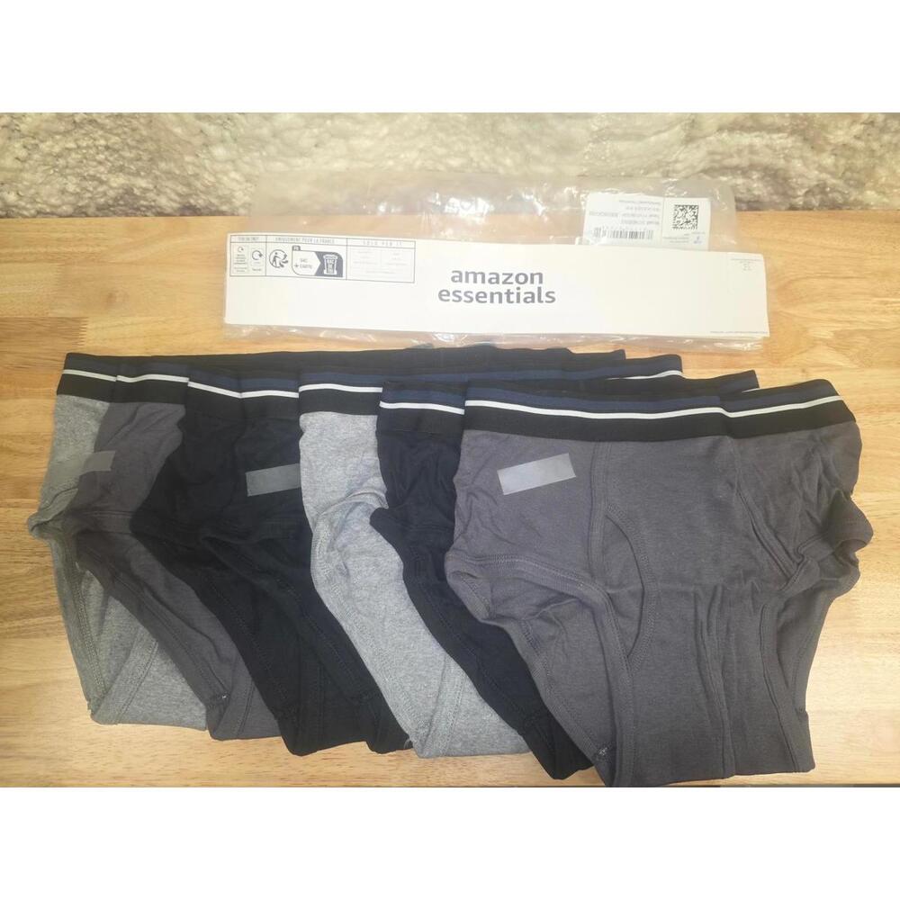 Amazon Essentials Men's Cotton Tag-Free Briefs Underwear, Pack of 7, Small